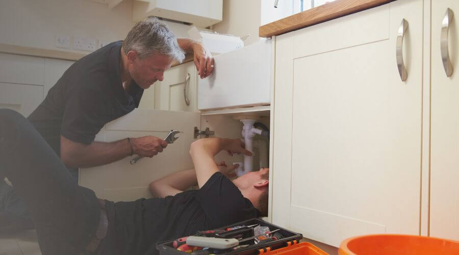 Professional burst pipe repair services in Medinah, IL